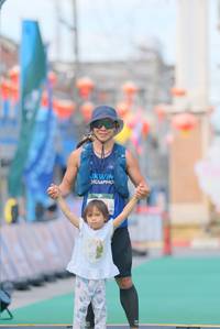 BIB: 
                            <button type="button" onclick="openModal(21760619)" class="btn btn-primary btn-sm float-right btn-popup" data-toggle="modal" data-target=".modal-high-quality">
                        <i class="fas fa-shopping-cart"></i> Add to Cart
                    </button>
                                            <button type="button" onclick="isThisMe(21760619, true)" class="btn btn-success btn-sm float-right btn-popup btn-isme hidden" data-toggle="tooltip" data-placement="bottom" title="นี่คือรูปของคุณใช่ไหม คลิกที่นี่เพื่อเอาเข้าอัลบั้ม">
                        <i class="fas fa-plus"></i> Add to album
                    </button>
                    <button type="button" onclick="isThisMe(21760619, false)" class="btn btn-warning btn-sm float-right btn-popup btn-isnotme hidden">
                        <i class="fas fa-ban"></i> Remove from album
                    </button>